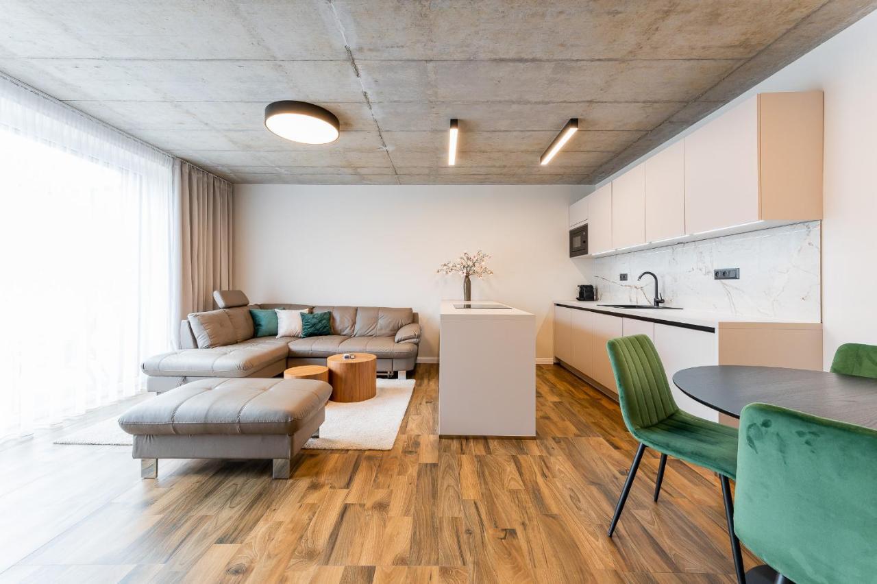 H75 Apartments Kosice Centre Zewnętrze zdjęcie